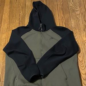 Nike Tech Hoodie